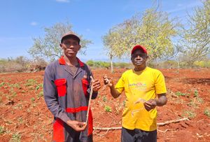 Nelson Mwende & Ndara B Members Open Ndara B Research Farm